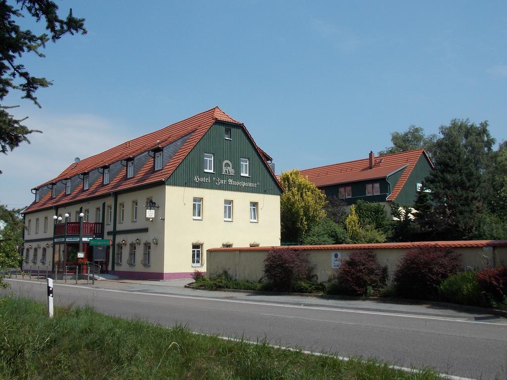 Gasthof Und Landhotel Zur Ausspanne Klipphausen Bagian luar foto