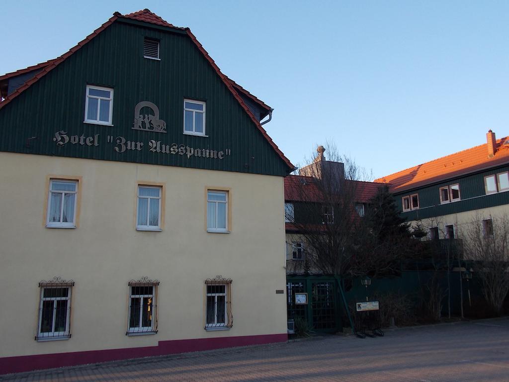 Gasthof Und Landhotel Zur Ausspanne Klipphausen Bagian luar foto